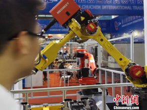 英国明星机器人泰坦助兴华南最大制造业展会 深圳机械展